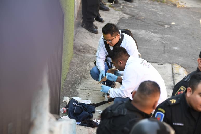 La cifra de muertes violentas en el primer trimestre podría superar las 8 mil 500 por la estimación de 20 % al alza que ha mostrado el conteo diario, respecto a los datos mensuales del SESNSP. (EL UNIVERSAL)