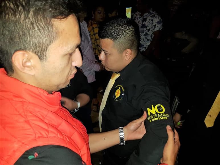 La campaña inició desde hace algunas semanas en sus diferentes etapas y que en un principio, tuvieron acercamiento con algunos negocios que tienen permiso para venta de alcohol por las noches. (CORTESÍA)