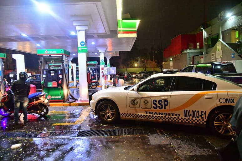 Hasta ahora ha pesado más el criterio de la decisión de gasolineros para fijar precios. (EL UNIVERSAL)