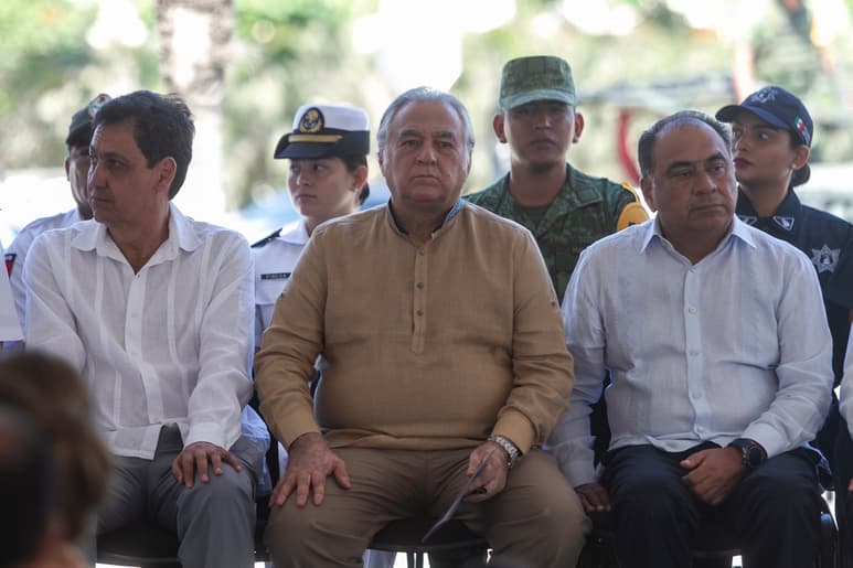 Miguel Torruco y del gobernador Héctor Astudillo. (ARCHIVO)