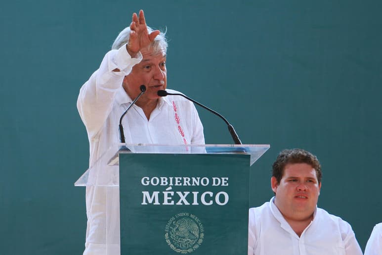 El presidente se encontró con Ross este viernes en una cumbre de empresas mexicanas y estadounidenses celebrada en la ciudad mexicana de Mérida, capital del estado de Yucatán. (NOTIMEX)