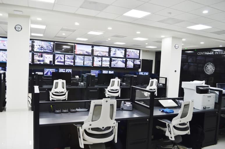 El alcalde de Torreón, Jorge Zermeño, afirmó que la aplicación oficial del Centro de Inteligencia Municipal (CIM) permitirá mejorar la acción de seguridad pública en Torreón. (EL SIGLO DE TORREÓN)