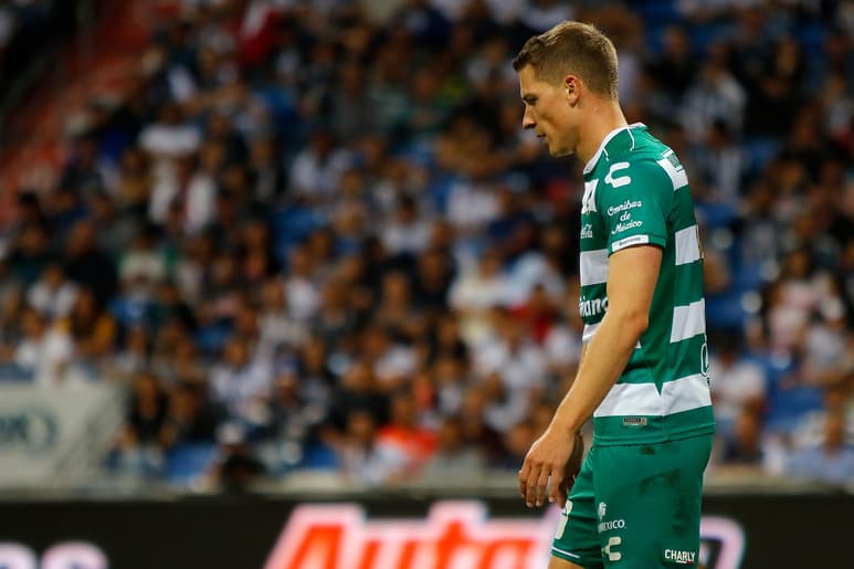 Algunos aficionados la esperanza sea ya remota, esto ante lo apretado que luce el cierre del Clausura 2019. (Jam Media)