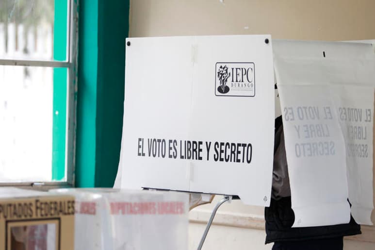En Durango fue mínima la negativa para ser funcionario de casillas, quienes ya se encuentran en capacitación y terminarán el 31 de mayo. (EL SIGLO DE TORREÓN)