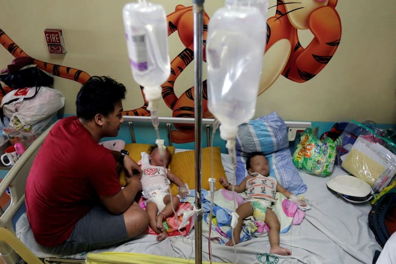 Desde comienzos de este año se han confirmado 8,443 casos y 136 muertes en Filipinas. (AGENCIAS)