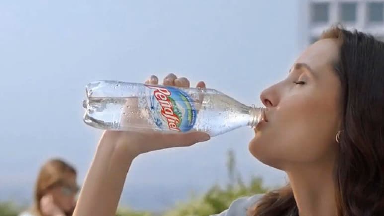 Consumer Reports reveló hace días que se encontraron en las bebidas de Peñafiel existen niveles de arsénico mayores a los permitidos en Estados Unidos. (ESPECIAL)