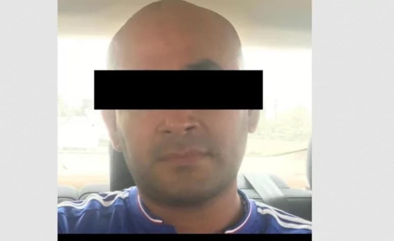 Fuentes federales informaron que servidor público fue detenido al salir del complejo industrial de Pemex Pajaritos, al sur de Veracruz. (ESPECIAL)