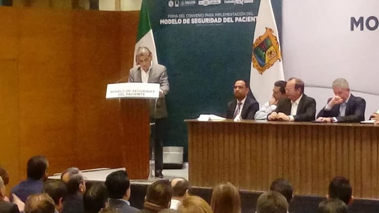 'Además, en cada evento, la verdad, en forma de sarcasmo, fui ganándome al público y me dejaron hablar', dijo. (EL SIGLO DE TORREÓN)