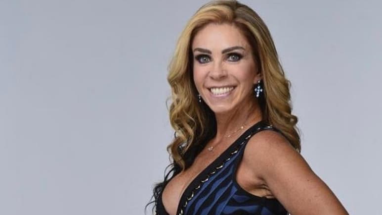 La conductora reveló sus secretos para mantener sus curvas y una esbelta figura a los 55 años. (ESPECIAL)
