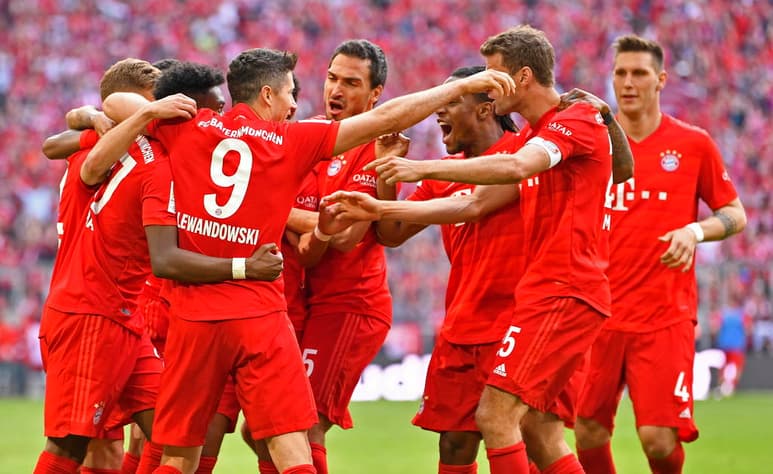 Bayern Munich arrasó a Eintracht Frankfurt por 5-1 para sumar su séptimo título consecutivo, en partido que cerró la actividad de la Bundesliga, disputado en el estadio Alianz Arena. (EFE)