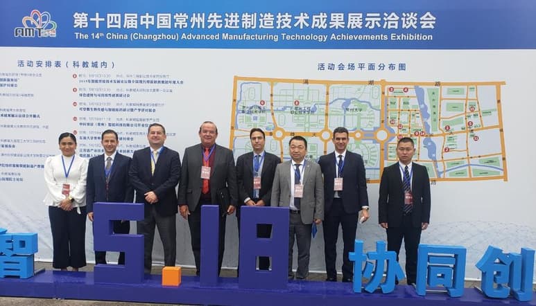 El presidente de Canacintra Torreón, Carlos Braña, viajó junto con otros empresarios a China, en donde se tendrán agendas de negocios y se visitarán empresas y se hablará con el gobierno. (ESPECIAL)