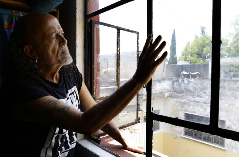 Nostalgia. El baterista de Botellita de Jerez compartió momentos vividos con el músico, Armando Vega Gil.