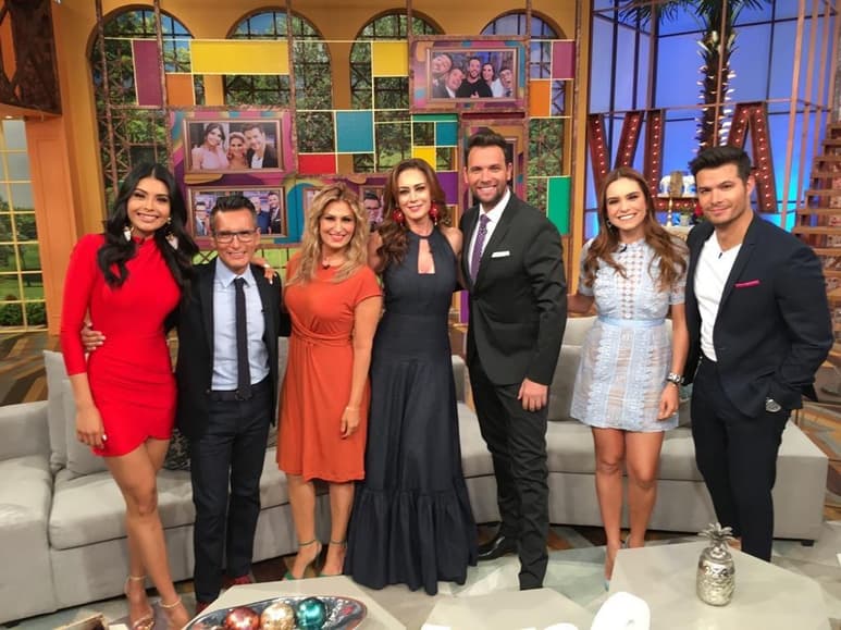 La llegada de Michel sucede días después que la también conductora Tania Rincón anunció que se despedirá del programa el próximo 31 de mayo. (TWITTER)