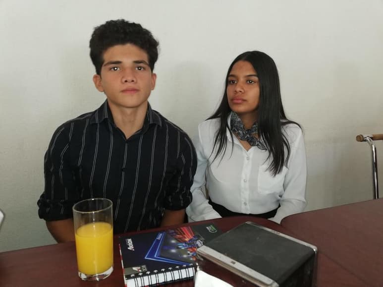 Gustavo Estrada, encargado de la FNERRR en el estado comentó que no se han entregado las becas que se prometieron a algunos alumnos de preparatoria. (EL SIGLO DE TORREÓN)