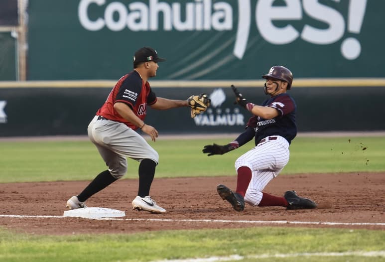 Los Algodoneros sucumbieron en el último de la serie ante los Guerreros de Oaxaca en el Estadio Revolución. (JESÚS GALINDO)