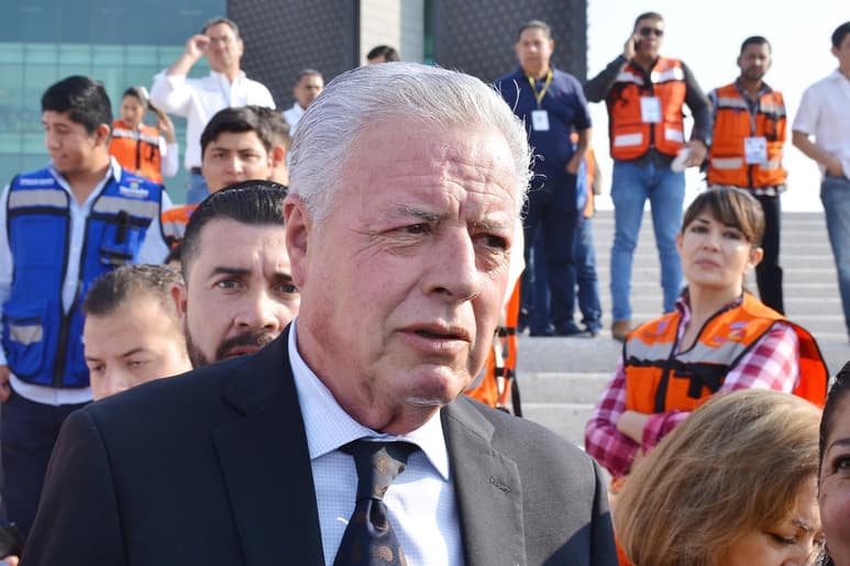 Zermeño agregó que no quiere generar “esa impresión que quieren dar algunos de que no hay agua en Torreón. En algunos lugares hay problemas, no exageremos”. (FERNANDO COMPEÁN)