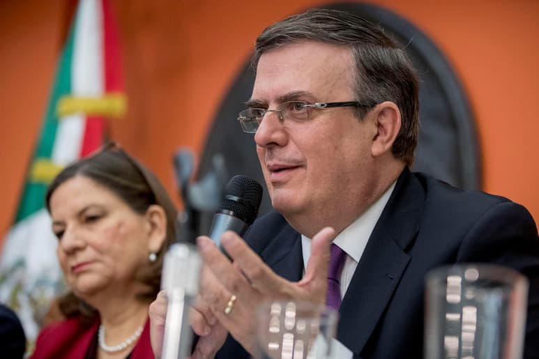 Ebrard Casaubón indicó que México actuará con dignidad y eficacia en la negociación con la unión americana. (AP)