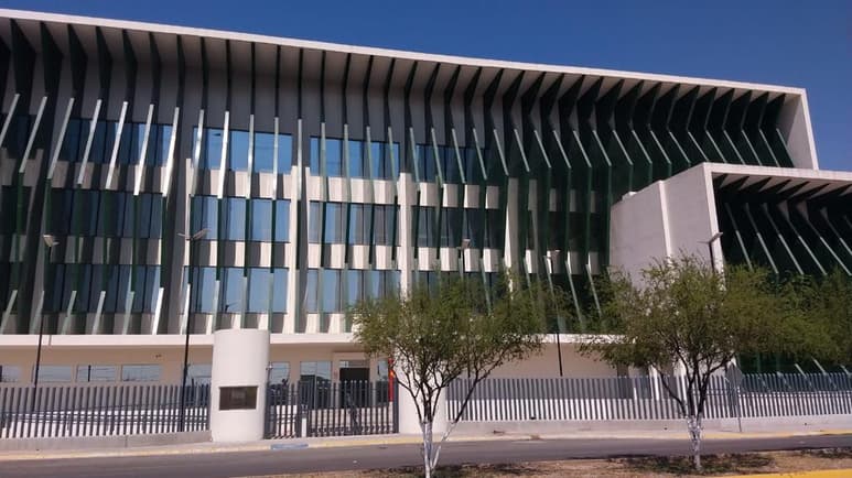 El gobierno federal necesita una inversión de más de 8 mil millones de pesos para el rescate de los 326 hospitales y unidades médicas inconclusos en la administración del presidente Enrique Peña Nieto. (ARCHIVO)