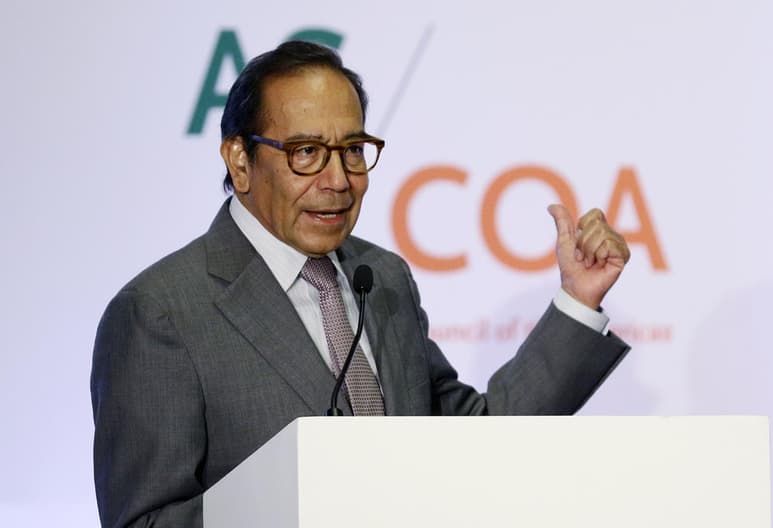 El líder del CCE, Carlos Salazar Lomelín, consideró que esa medida debe ser tomada por el gobierno mexicano aunque ello provoque un clima de incertidumbre para las inversiones a futuro. (ARCHIVO)