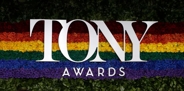 El Radio City Musical Hall de Nueva York fue hoy escenario de la 73 edición de la entrega de los Premios Tony a lo mejor del teatro en Estados Unidos, donde 'Ferryman' fue proclamada mejor obra de teatro, y 'Hadestown' se llevó el galardón al mejor musical. (EFE)