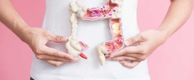 La mayoría de los pacientes suelen creer que la coloprotología solo trata hemorroides, fisuras, fístulas y abscesos; pero en realidad se trata de una subespecialidad tan amplia que también abarca otro tipo de enfermedades.