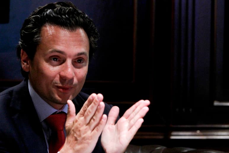El juez de control deberá informar al de amparo que el exdirector de la petrolera no se presentó, como se le ordenó. (ARCHIVO)