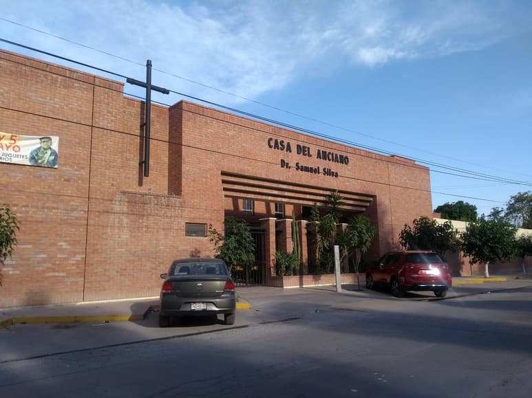 La lista de espera para ancianitos que quieren ingresar a esta Casa del Anciano y ser atendidos o tener sus alimentos seguros siempre es larga. (EL SIGLO DE TORREÓN)