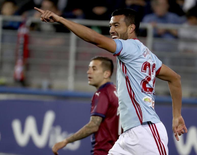 El central argentino defendió la casaca del Celta de Vigo.