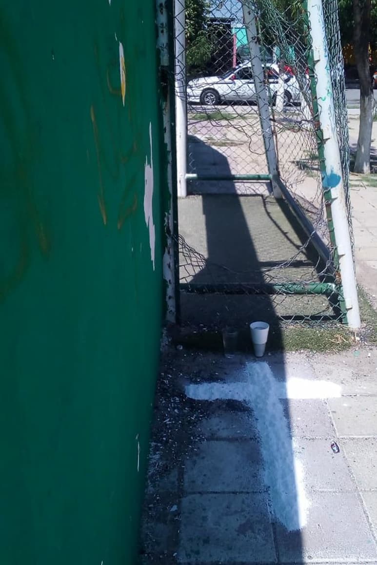 Hombre es localizado sin vida en las canchas de futbol del fraccionamiento Santa Rosa de Gómez. (EL SIGLO DE TORREÓN)