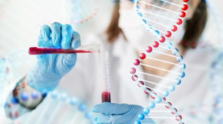 De acuerdo con los especialistas, con la biopsia líquida se puede obtener material genético del tumor. (ARCHIVO)