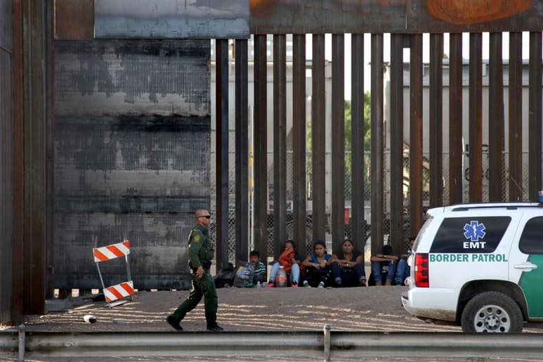 El gobierno del presidente Donald Trump eliminará paulatinamente los recortes anunciados previamente por cientos de millones de dólares en ayuda a El Salvador, Honduras y Guatemala. (ARCHIVO)