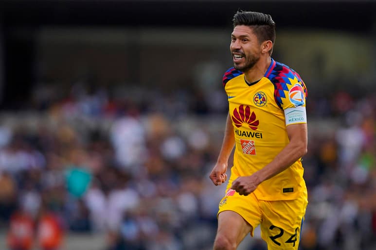 Tras cinco años con América, Oribe jugará para Chivas. (ARCHIVO)