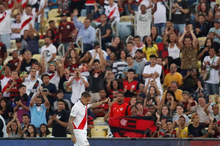 Le cantan en los estadios, hacen canciones en su honor y es admirado incondicionalmente por sus entrenadores. (ARCHIVO)