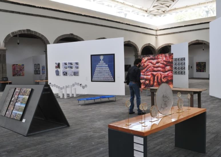 La funcionaria recordó que el Fondo busca que artistas y creadores se sostengan .