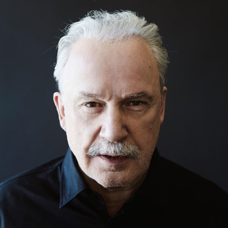 Posibilidad. Giorgio Moroder volvería a los estudios de grabación por una buena colaboración al lado de Ariana Grande. (EFE)