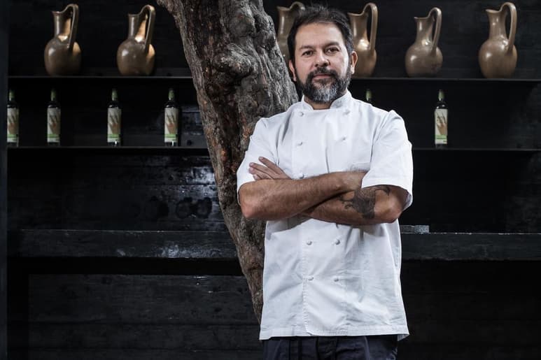 'México lindo. Cómo no te voy a querer', fue el mensaje con el que el chef Olvera agradeció a su equipo en Pujol el reconocimiento. (EL UNIVERSAL)