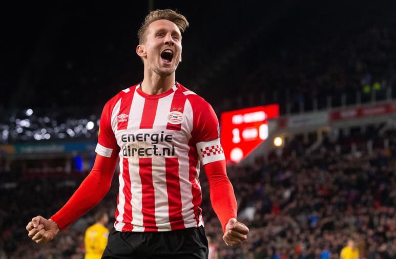 Luuk de Jong ha estado en la órbita de equipos del fútbol mexicano. (AGENCIA)