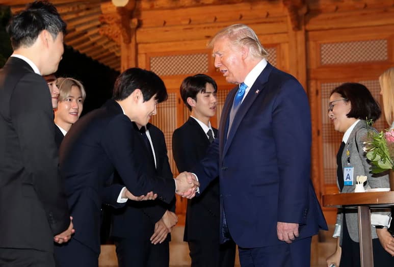 Trump dijo que no consideraría un mal gesto el que Kim no se presente. (EFE)