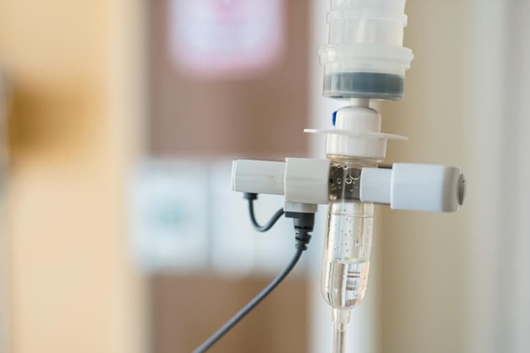 En muchas ocasiones el problema proviene del hecho de que aunque hay infraestructura para tratar el cáncer existen centros con capacidad limitada para atender a pacientes con esta enfermedad. (ARCHIVO)