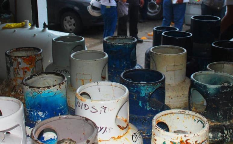 Profeco informó que a nivel nacional inmovilizó 27.4 por ciento de cilindros de gas Licuado de Petróleo (LP), por falta de condiciones de seguridad para los consumidores. (ARCHIVO)