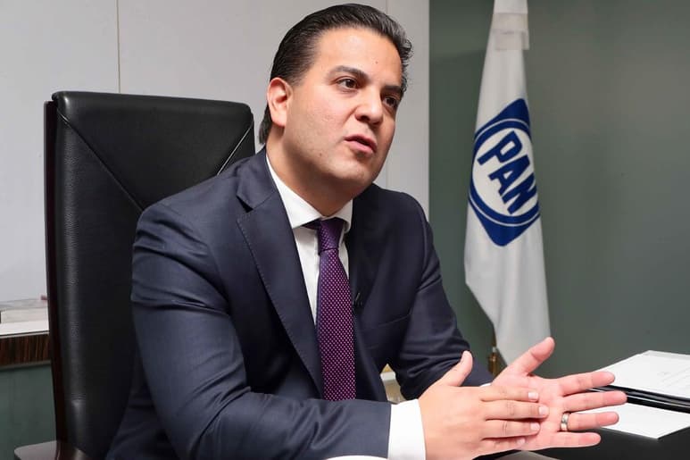 El senador Damián Zepeda (PAN) calificó la ampliación de mandato de la gubernatura de Baja California de dos a cinco años, como el mayor atentado a la democracia que se haya cometido en los últimos años, y desconoció a los legisladores del Congreso local de la bancada panista. (ARCHIVO)