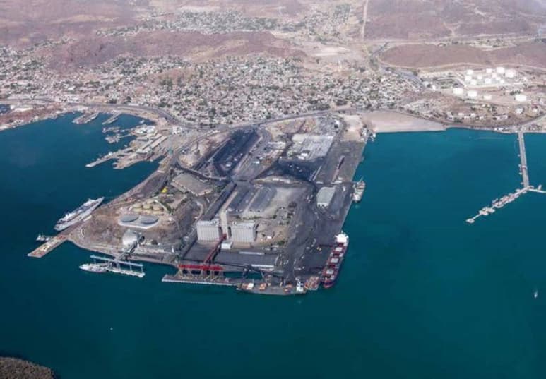 Un derrame de ácido sulfúrico en el Mar de Cortés es el nuevo desastre natural de Grupo México. (ARCHIVO)