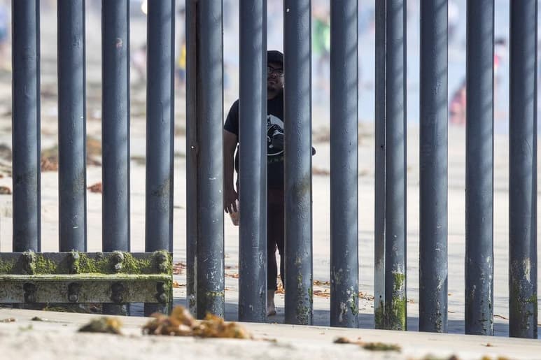 El gobierno mexicano confirmó que sí son de nacionalidad mexicana las 20 personas que fueron detenidas por autoridades migratorias el viernes, en San Diego California, Estados Unidos. (ARCHIVO)