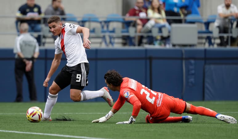 El vigente campeón de este certamen, River Plate, sostuvo dos duelos amistosos en los Estados Unidos, donde enfrentó a los equipos mexicanos América y Chivas, sacando el triunfo en ambos encuentros.