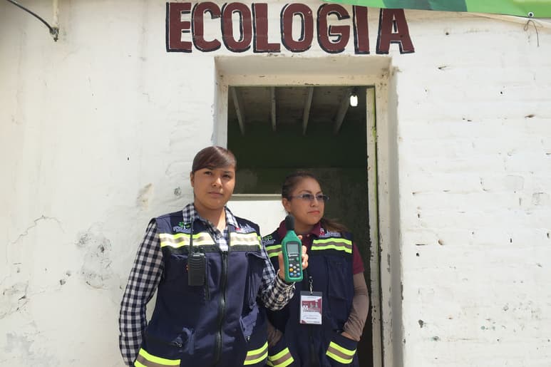 Son 10 elementos los que trabajan en turnos matutinos y vespertinos para tener una mayor cobertura en el municipio. (EL SIGLO DE TORREÓN/GUADALUPE MIRANDA)