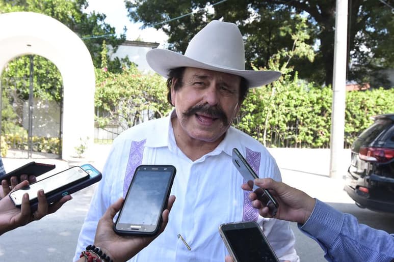 El senador no cree en la persecución política.
