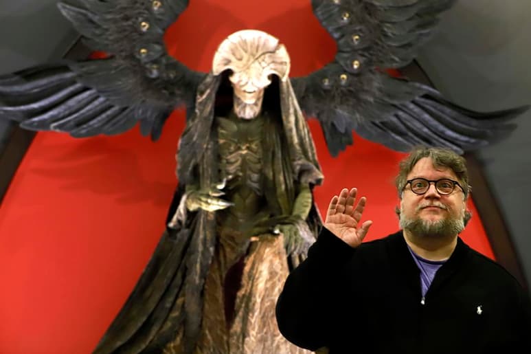 Del Toro fue ovacionado por miles de personas que abarrotaron el primero de los dos conciertos En casa con mis monstruos Sinfónico. (ARCHIVO)