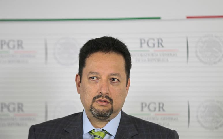 Un juez federal desestimó la demanda de amparo presentada por el extitular de la Subprocuraduría Especializada en Investigación de Delincuencia Organizada (SEIDO) de la Fiscalía General de la República (FGR), Alonso Lira Salas, contra cualquier orden de aprehensión. (ARCHIVO)