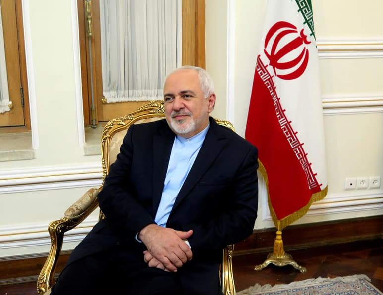 Zarif se burló del castigo de Washington y dijo que no tiene bienes bajo jurisdicción estadounidense. (ARCHIVO)