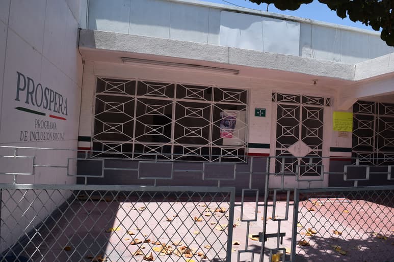 el siglo de torreón / Ma. Elena Holguín